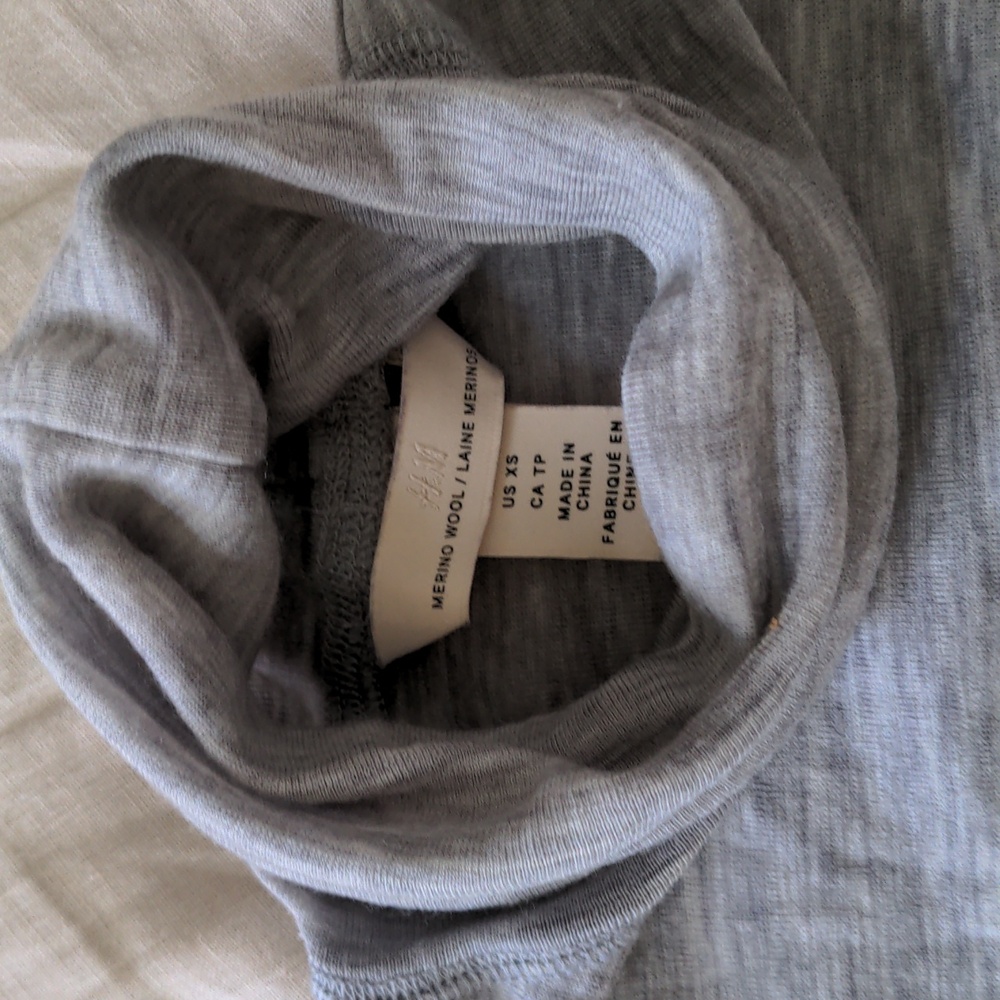 H&M 100% Merino wool turtleneck XS heather gray - Picture 5 of 5